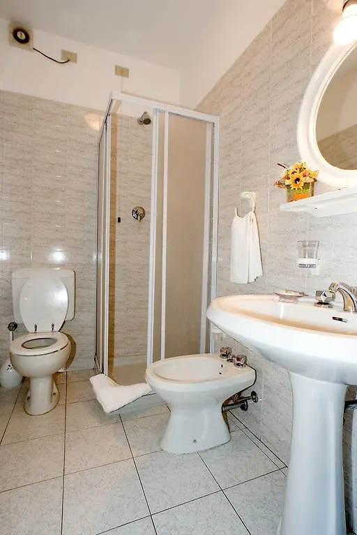 Hotel Del Mera Sorico 2*,