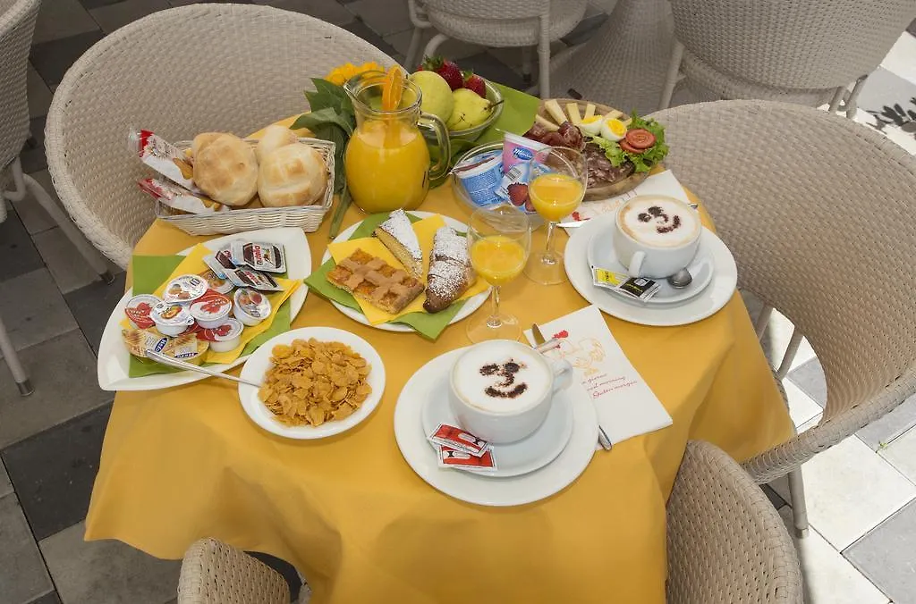 **  Hotel Del Mera Sorico Italy
