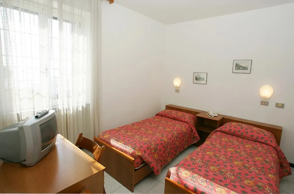 Hotel Del Mera Sorico 2*,  Italy
